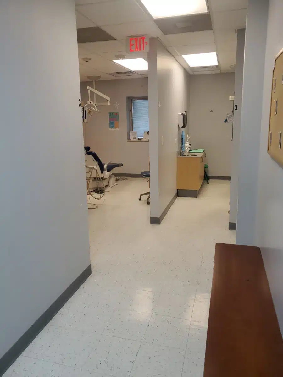 Access Blue Island Family Health Ctr - Thumbnail 9