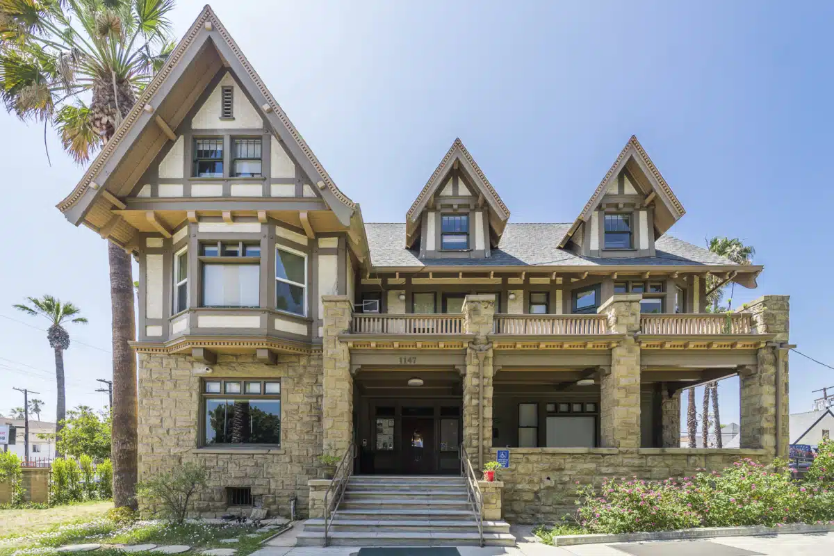 Alcoholism Center for Women - Thumbnail 6