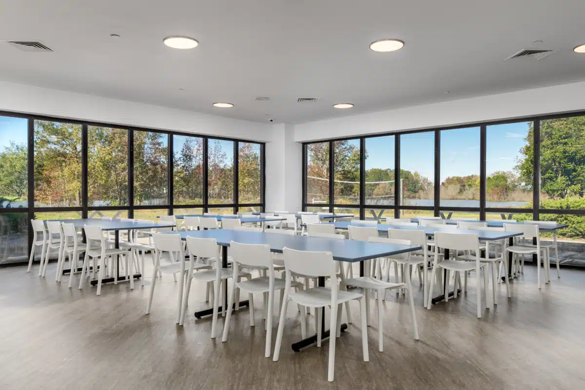 Avenues Recovery Center - Thumbnail 3