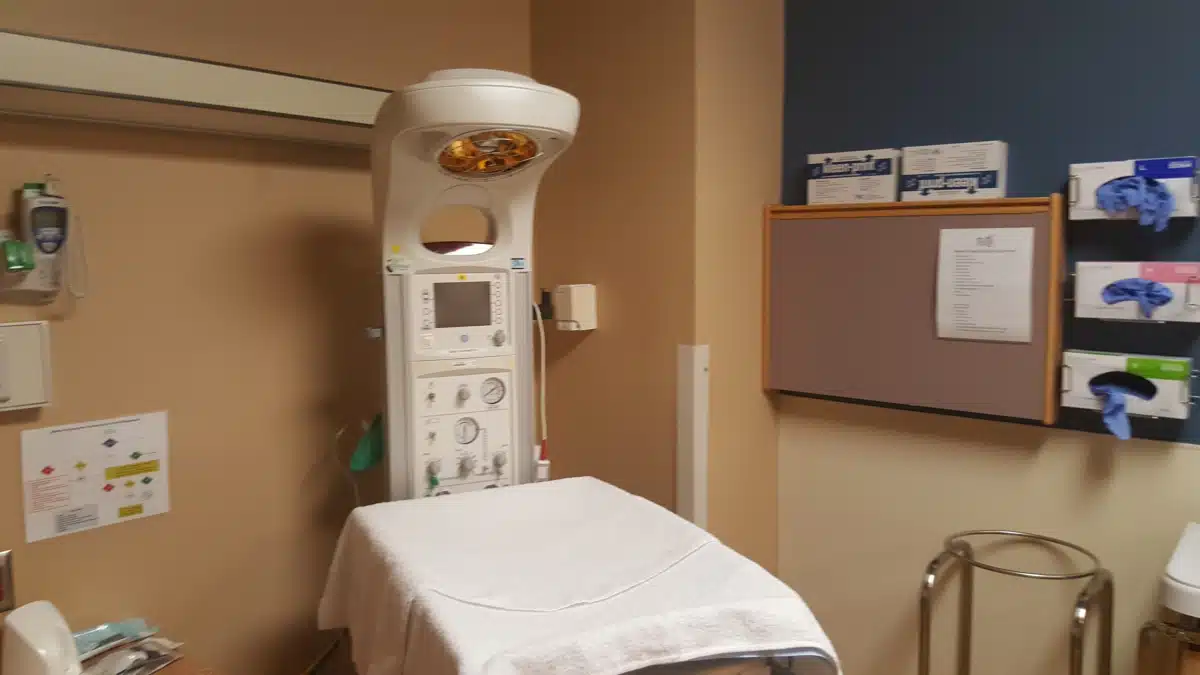 Banner Thunderbird Medical Center - Thumbnail 8