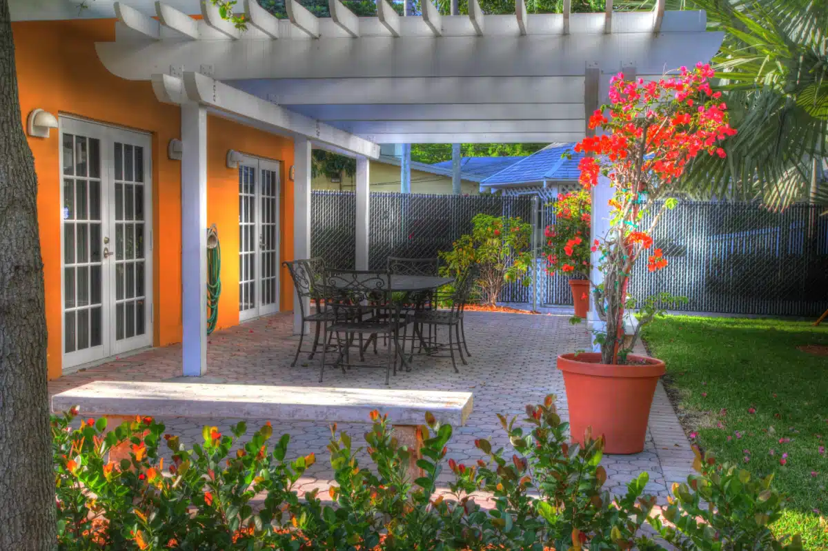 Bougainvilla House - Thumbnail 4