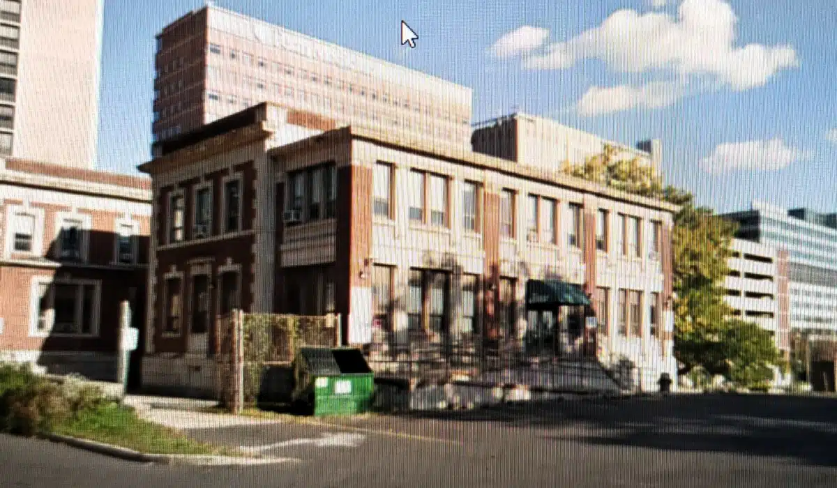 Consortium Inc - Thumbnail 3