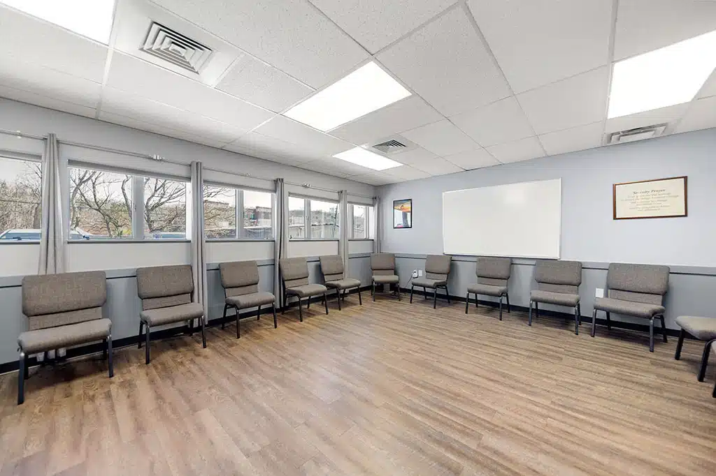 Crest View Recovery Center - Thumbnail 7