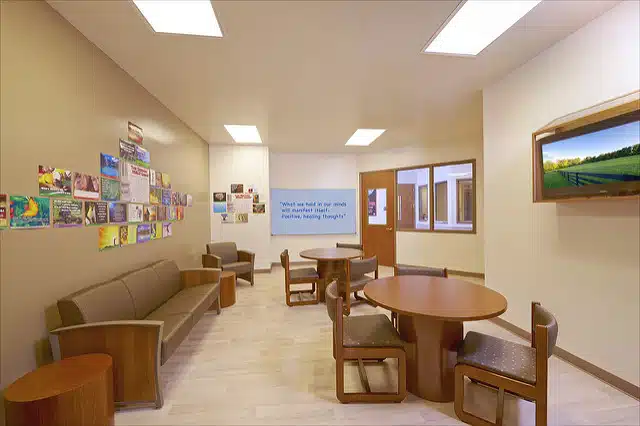 Desert Parkway Behav Healthcare Hosp - Thumbnail 5