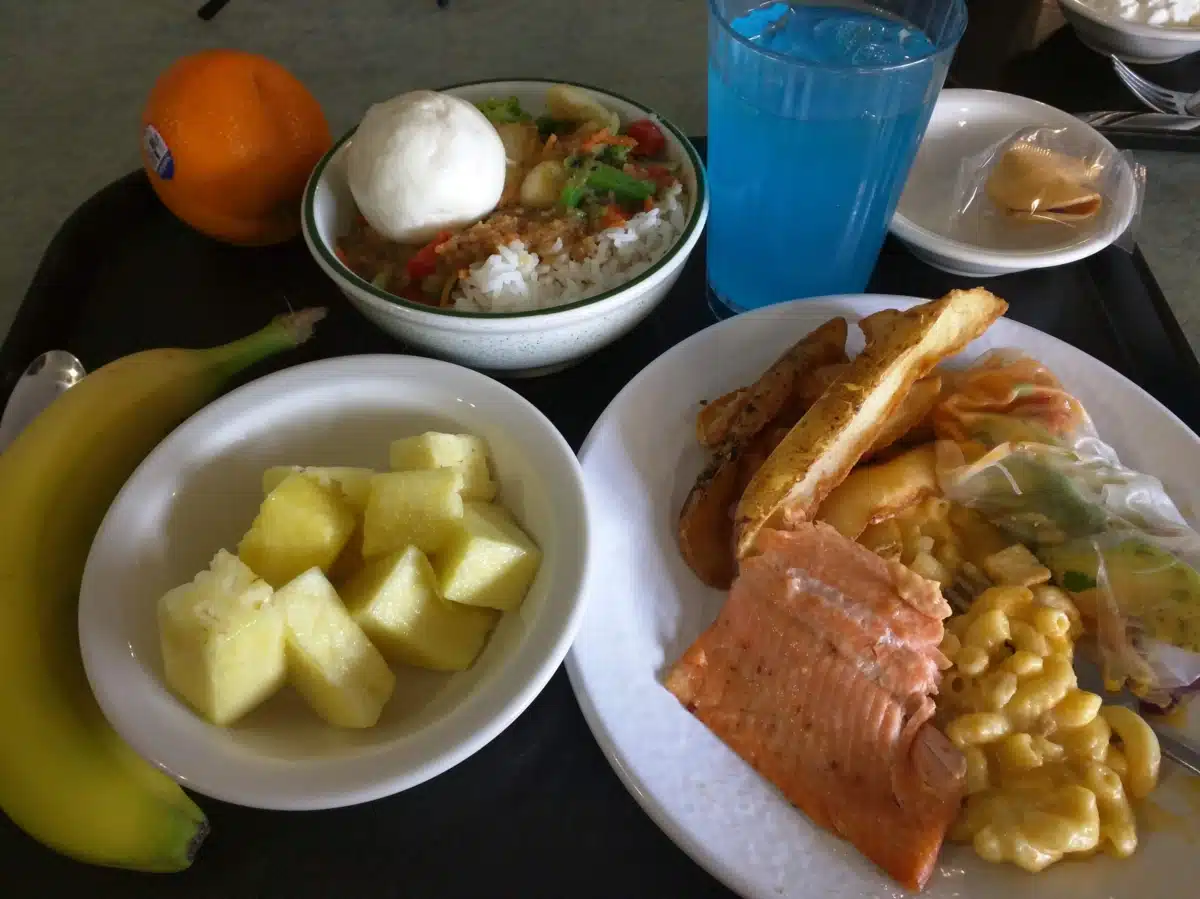 Holden House - Thumbnail 6