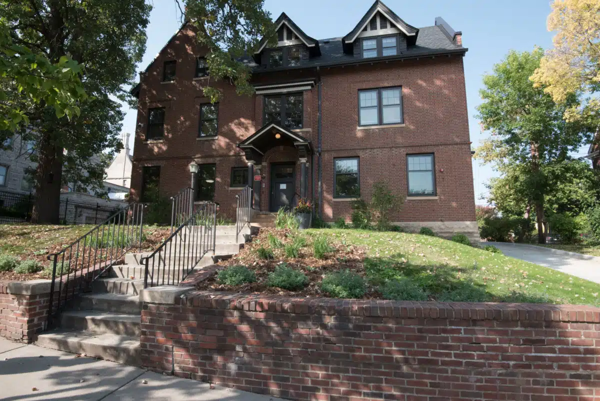 NUWAY III rehabilitation center in Minneapolis, MN