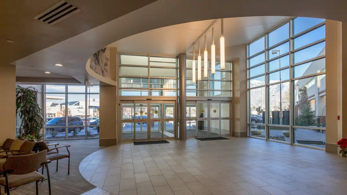 Ogden Regional Medical Center - Thumbnail 10