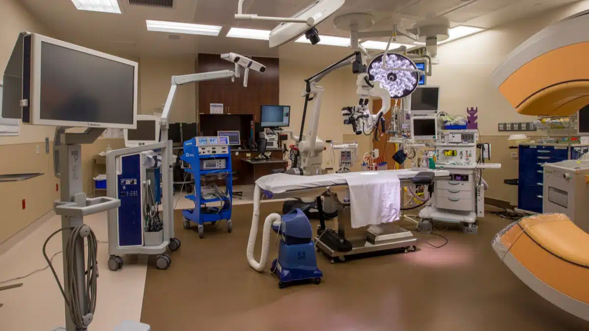 Ogden Regional Medical Center - Thumbnail 5