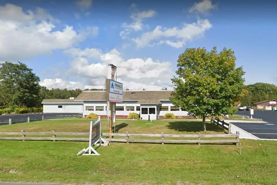 PA Associates LLC