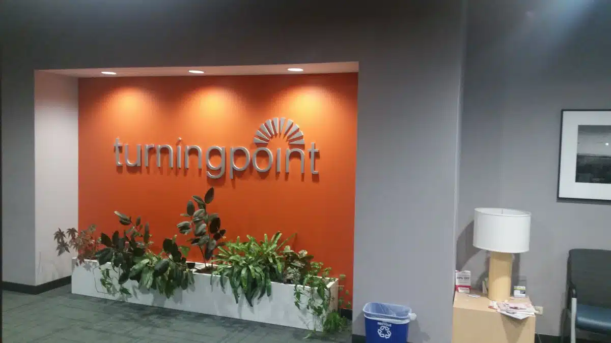 Peer Services at rehabilitation center in Skokie, IL