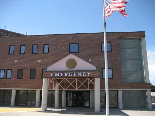 Roger Williams Medical Center - Thumbnail 6