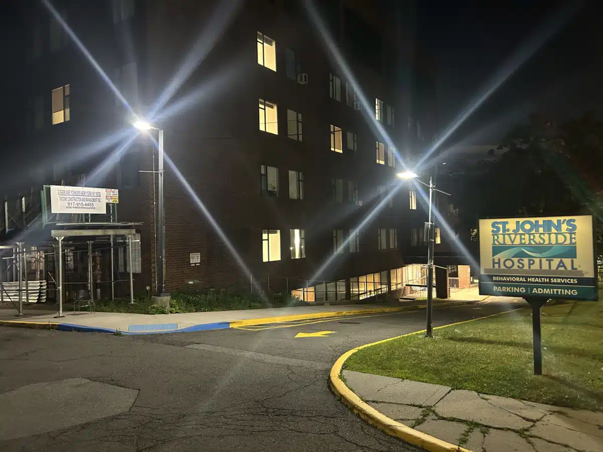 Saint Johns Riverside Hospital