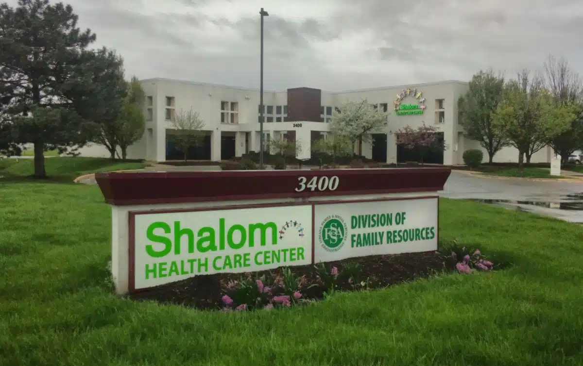 Shalom Healthcare Center - Thumbnail 3