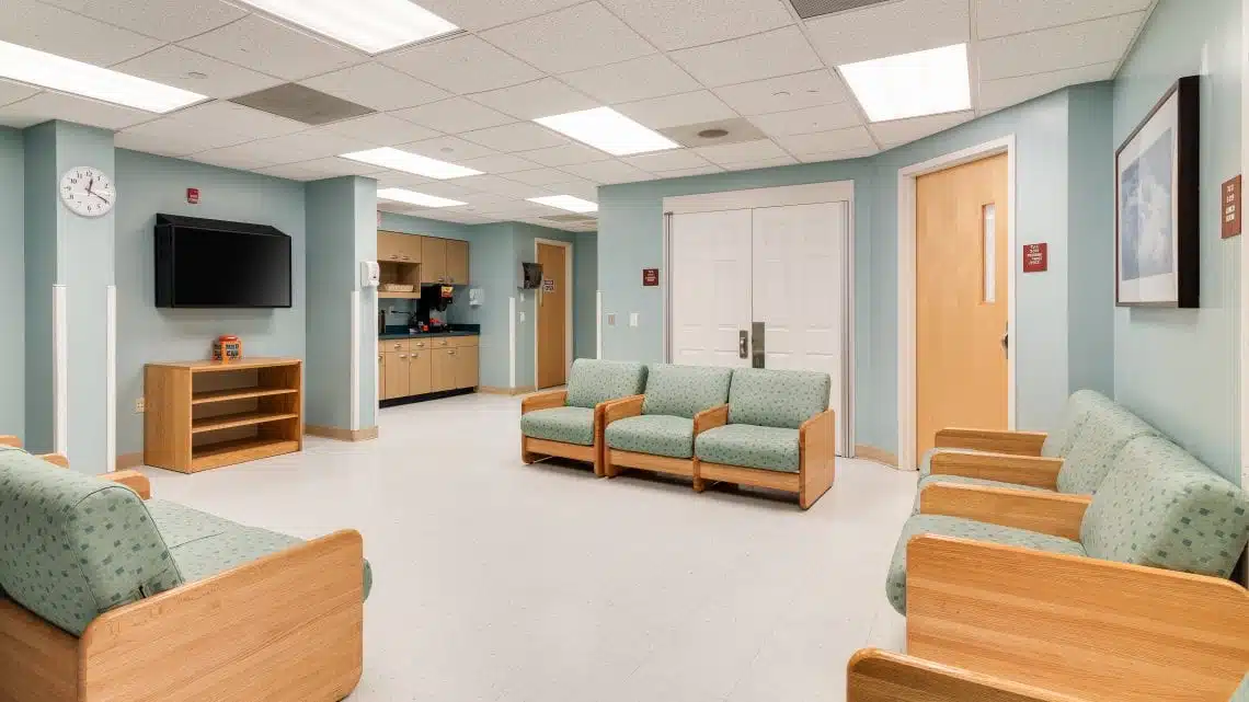Summit Oaks Hospital - Thumbnail 3