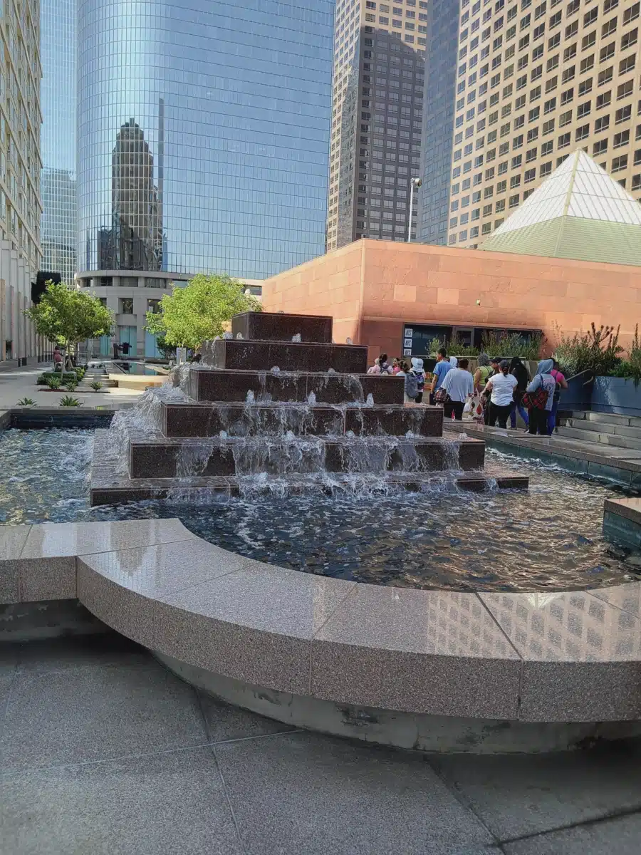 VA Los Angeles Ambulatory Care Center - Thumbnail 6